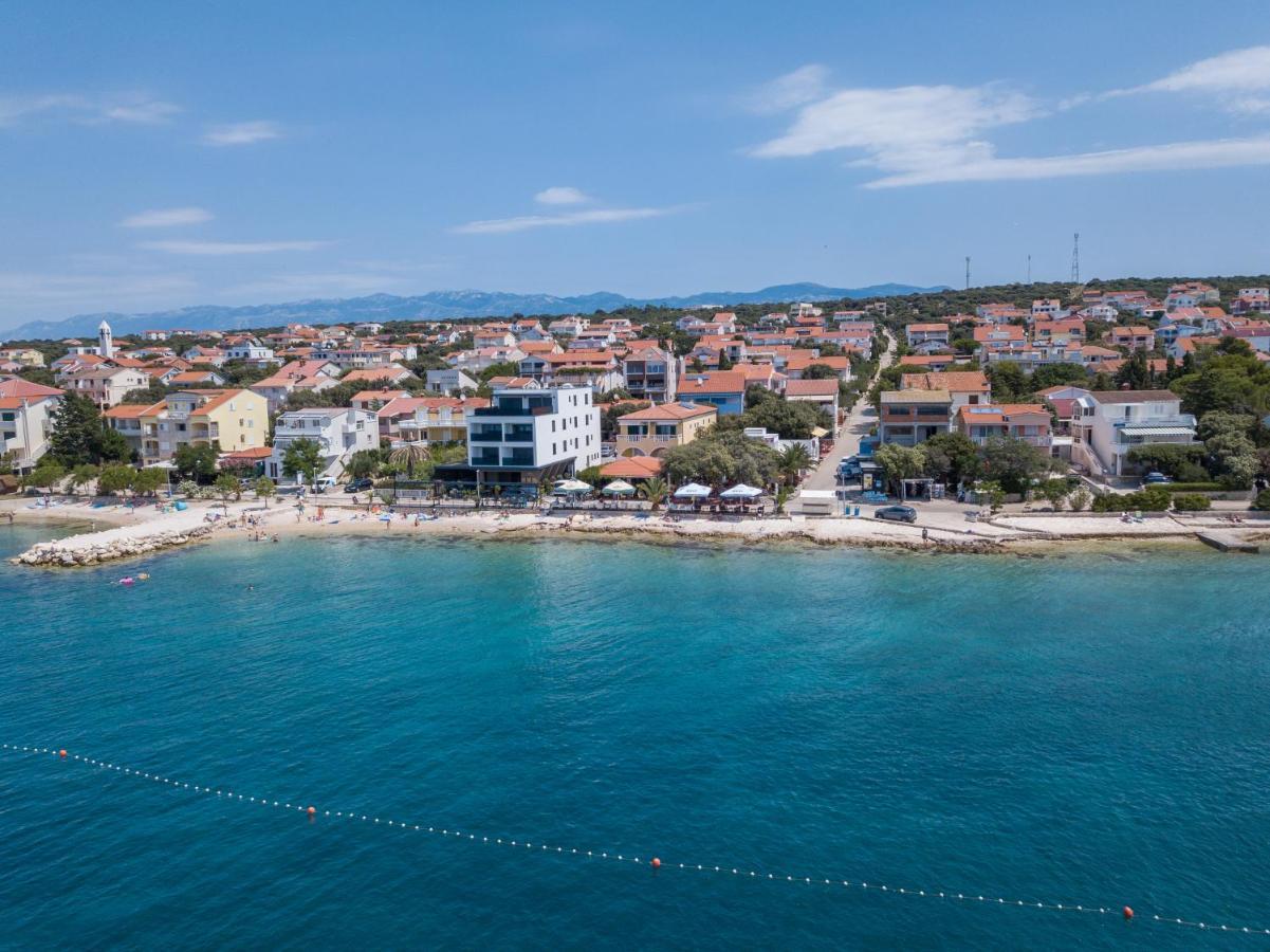 Apartmani Plazibat Mandre Exterior foto